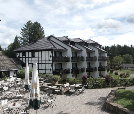Studiohaus mit Biergarten, © Sporthotel Grafenwald Studiohaus mit Biergarten, © Sporthotel Grafenwald
