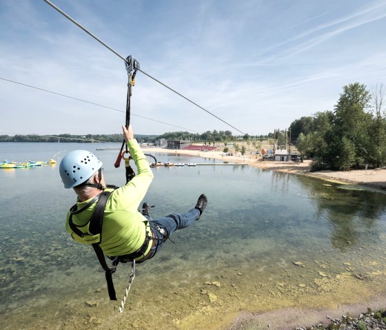 Seepark Zülpich, Flying Fox über dem See, © Seepark Zülpich Seepark Zülpich, Flying Fox über dem See, © Seepark Zülpich