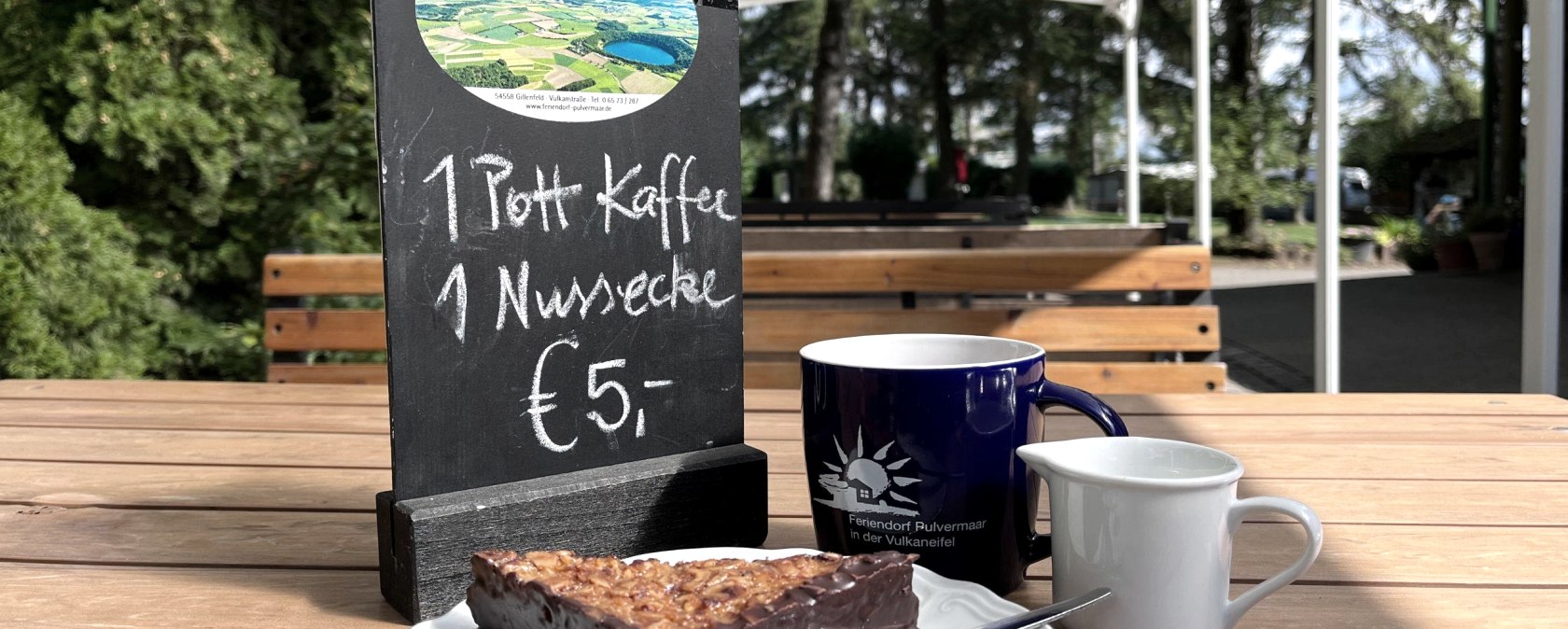 Kaffee und Kuchen, © Feriendorf Pulvermaar Kaffee und Kuchen, © Feriendorf Pulvermaar