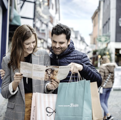 Shopping im City-Outlet Bad Münstereifel, © City Outlet Bad Münstereifel GmbH Shopping im City-Outlet Bad Münstereifel, © City Outlet Bad Münstereifel GmbH