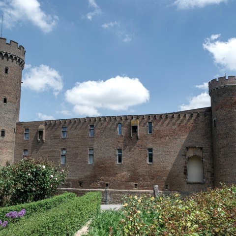 Landesburg Zülpich, © Nordeifel Tourismus GmbH Landesburg Zülpich, © Nordeifel Tourismus GmbH
