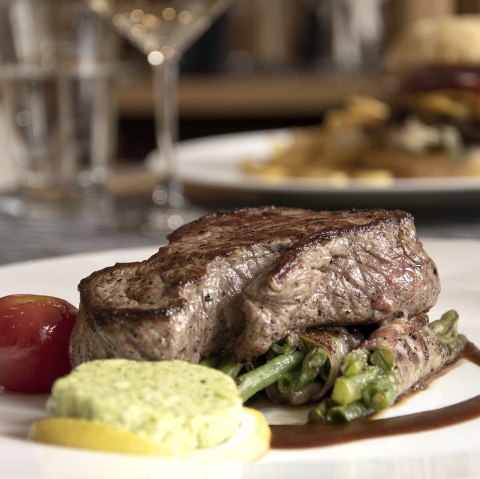Steak in Brauers 800°C Restaurant, © Brauers Landarthotel Steak in Brauers 800°C Restaurant, © Brauers Landarthotel