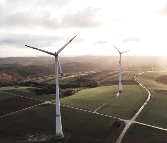 Die e-regio besitzt eigene Windräder, © e-regio GmbH & Co. KG Die e-regio besitzt eigene Windräder, © e-regio GmbH & Co. KG