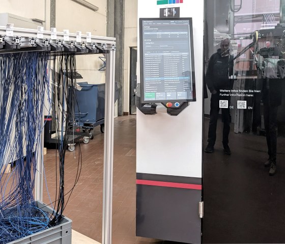 Zahnen Kabelkonfektion Zahnen Kabelkonfektion