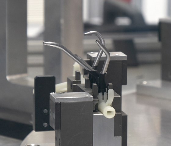 Es muss mit höchster Präzision gearbeitet werden, © Jopp Plastics Technology GmbH Es muss mit höchster Präzision gearbeitet werden, © Jopp Plastics Technology GmbH