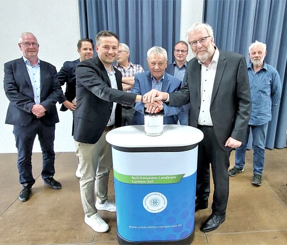 Das "virtuelle Kraftwerk" wird gestartet, © Kreisverwaltung Cochem-Zell Das "virtuelle Kraftwerk" wird gestartet, © Kreisverwaltung Cochem-Zell