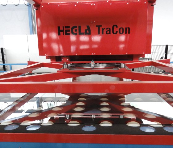 Glas Fandel - Schnittmaschine, © Glas Fandel GmbH Glas Fandel - Schnittmaschine, © Glas Fandel GmbH