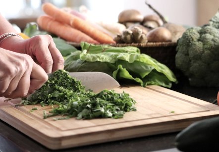 BioGenussTeam-schneiden, © BioGenussTeam BioGenussTeam-schneiden, © BioGenussTeam