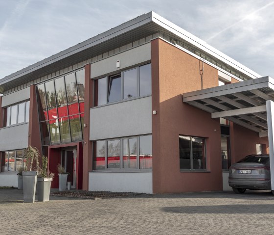 Das Firmengebäude, © Jochen Hank Das Firmengebäude, © Jochen Hank