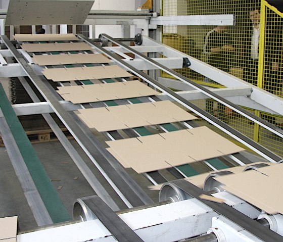 In der Fertigung, © KTS Verpackungen GmbH In der Fertigung, © KTS Verpackungen GmbH