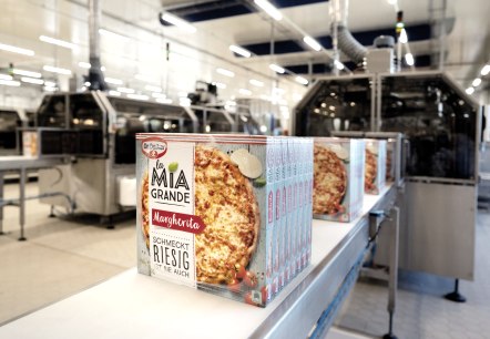 Dr. Oetker Pizzaproduktion, © Dr. August Oetker Nahrungsmittel KG Dr. Oetker Pizzaproduktion, © Dr. August Oetker Nahrungsmittel KG