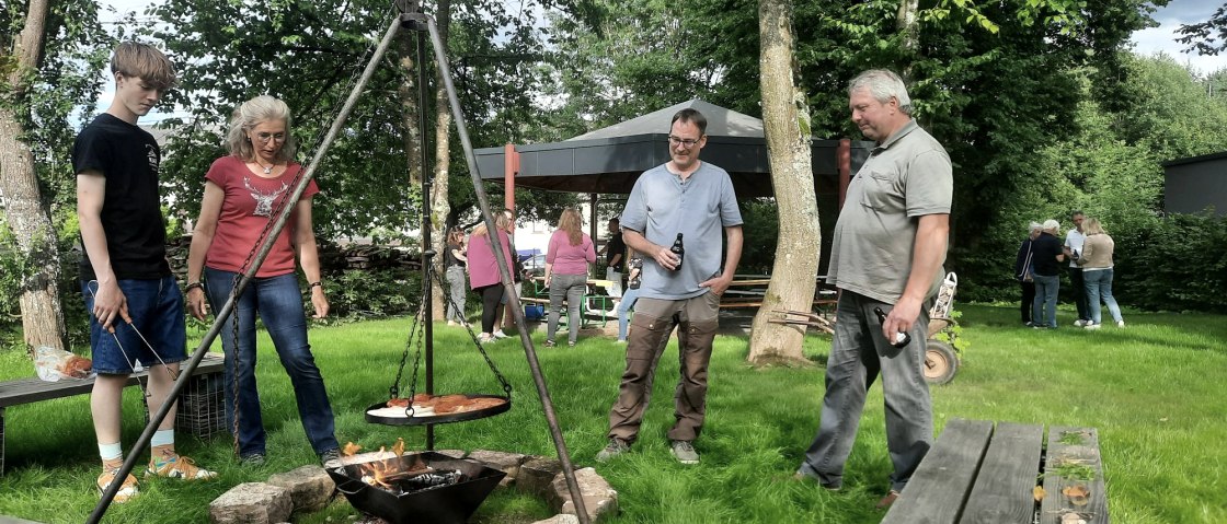 Grillen im Wohnprojekt, © Eifel Tourismus GmbH Grillen im Wohnprojekt, © Eifel Tourismus GmbH