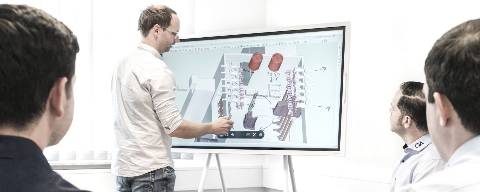 Projektplanung im Team, © Quality Automation GmbH Projektplanung im Team, © Quality Automation GmbH