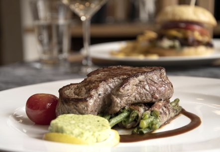 Steak in Brauers 800°C Restaurant, © Brauers Landarthotel Steak in Brauers 800°C Restaurant, © Brauers Landarthotel
