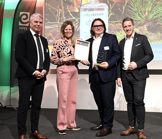 Stephan Thomé erhielt den EIFEL Award "Regionale Wertschöpfung", © Eifel Tourismus GmbH Stephan Thomé erhielt den EIFEL Award "Regionale Wertschöpfung", © Eifel Tourismus GmbH
