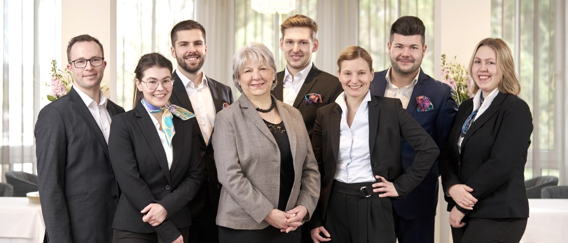 Das Team vom Waldhotel Sonnora, © Arnoldidesign Das Team vom Waldhotel Sonnora, © Arnoldidesign