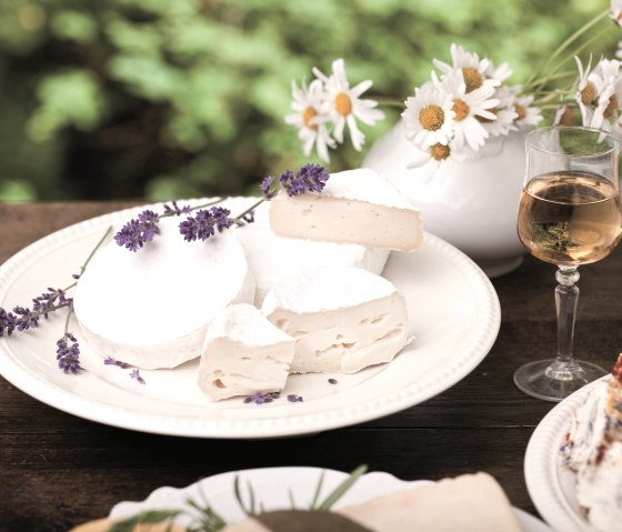 Vulkanhof Ziegenkäse Eifelmilde, © Andreas Goltz | phormat.de Vulkanhof Ziegenkäse Eifelmilde, © Andreas Goltz | phormat.de