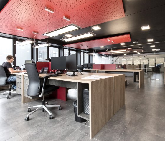 Innenausbau einer Bürolandschaft Innenausbau einer Bürolandschaft