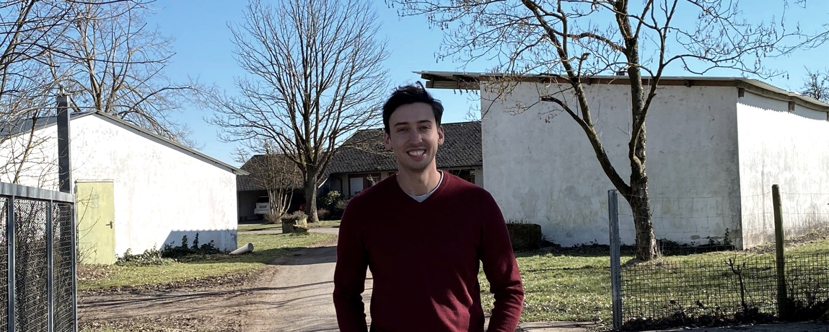 Der Hof steht bald unter seiner Führung, © Zukunftsinitiative Eifel Der Hof steht bald unter seiner Führung, © Zukunftsinitiative Eifel