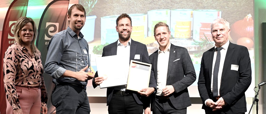 Pro Pet Koller gewann den EIFEL Award "Regionale Wertschöpfung", © Eifel Tourismus GmbH/Petra Grebe Pro Pet Koller gewann den EIFEL Award "Regionale Wertschöpfung", © Eifel Tourismus GmbH/Petra Grebe