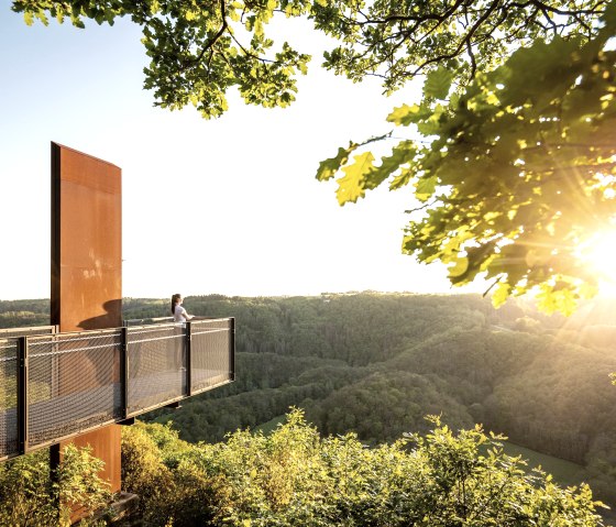 Ausblick Achterhöhe, © GesundLand Vulkaneifel, Dominik Ketz Ausblick Achterhöhe, © GesundLand Vulkaneifel, Dominik Ketz