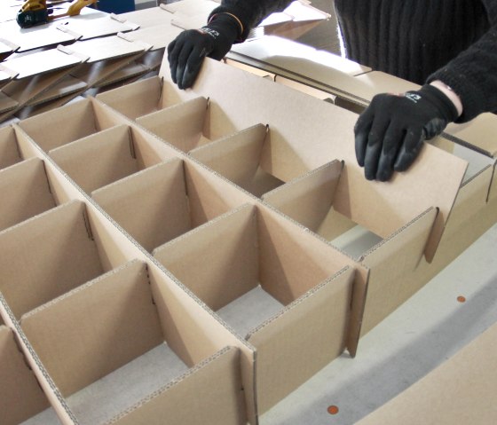 In der Fertigung, © KTS Verpackungen GmbH In der Fertigung, © KTS Verpackungen GmbH