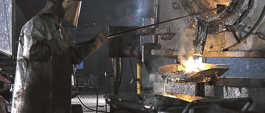 Am Ende steht ein neuer Anfang: alle Magnesiumlegierungen sind zu
100 % rückschmelzfähig und somit recyclebar., © Andreas Stihl AG & Co. KG Am Ende steht ein neuer Anfang: alle Magnesiumlegierungen sind zu
100 % rückschmelzfähig und somit recyclebar., © Andreas Stihl AG & Co. KG