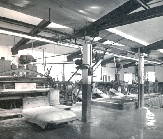 Ein Blick in die alte Gerberei, die in den 1980er Jahren geschlossen wurde, © Eifel-Leder Ein Blick in die alte Gerberei, die in den 1980er Jahren geschlossen wurde, © Eifel-Leder