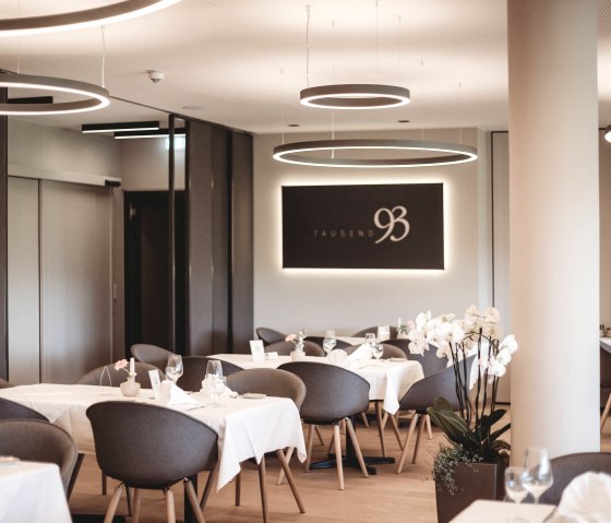 Restaurant Tausend93 im Seehotel, © Dominik Brüning Restaurant Tausend93 im Seehotel, © Dominik Brüning