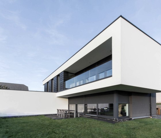 Schlüsselfertiges Architektenhaus, © J.M. LEUFGEN AG/SA Schlüsselfertiges Architektenhaus, © J.M. LEUFGEN AG/SA