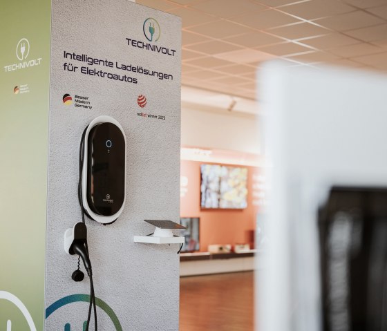 TechniVolt Ladesäule, © Zukunftsinitiative Eifel (c) Lars May TechniVolt Ladesäule, © Zukunftsinitiative Eifel (c) Lars May