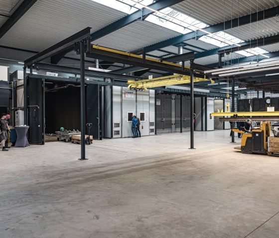 Die neue Pulverbeschichtungsanlage, © S&D Blechtechnologie GmbH Die neue Pulverbeschichtungsanlage, © S&D Blechtechnologie GmbH
