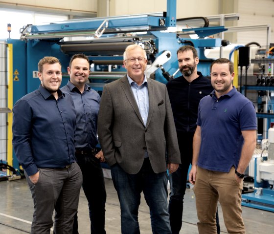 Projektleiter Stefan Diederichs, Vertriebsleiter Thomas Moelter, Geschäftsführer Ludwig Diederichs, Konstruktionsleiter Alexander Lenz, Betriebsleiter Rainer Schilz, © PSA Technology Projektleiter Stefan Diederichs, Vertriebsleiter Thomas Moelter, Geschäftsführer Ludwig Diederichs, Konstruktionsleiter Alexander Lenz, Betriebsleiter Rainer Schilz, © PSA Technology