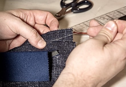 Handarbeit im Atelier, © Thomas Dohm Handarbeit im Atelier, © Thomas Dohm