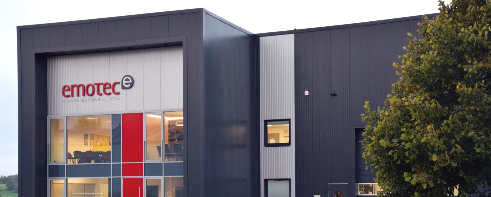 Firmengebäude, © Emotec GmbH & Co. KG Firmengebäude, © Emotec GmbH & Co. KG