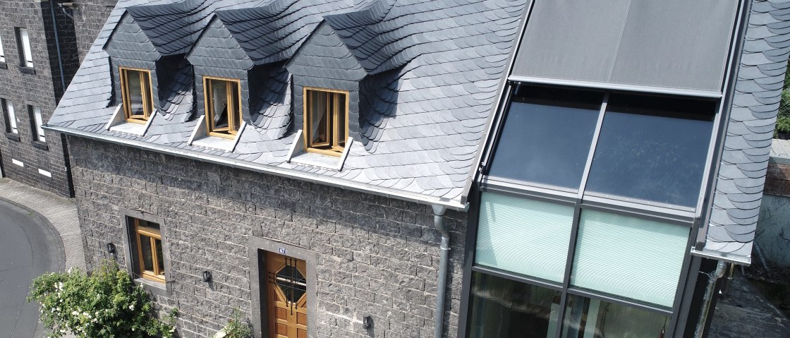 Ein Dachsystem von Rathscheck, © Ratscheck Schiefer und Dachsysteme Ein Dachsystem von Rathscheck, © Ratscheck Schiefer und Dachsysteme