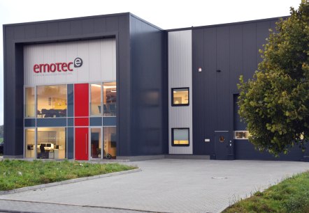 Firmengebäude, © Emotec GmbH & Co. KG Firmengebäude, © Emotec GmbH & Co. KG