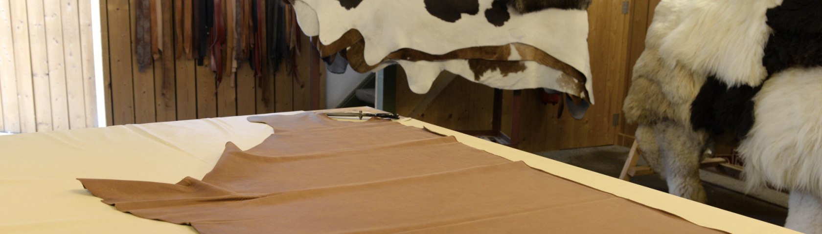 Die Auswahl an Leder ist groß, © Eifel Tourismus/Petra Grebe Die Auswahl an Leder ist groß, © Eifel Tourismus/Petra Grebe