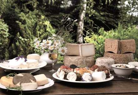 Vulkanhof Ziegenkäse Auswahl, © Andreas Goltz | phormat.de Vulkanhof Ziegenkäse Auswahl, © Andreas Goltz | phormat.de