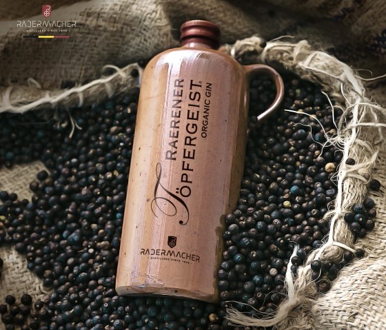 Distillerie Radermacher-Töpfergeist, © Distillerie Radermacher/Line Zacharias Distillerie Radermacher-Töpfergeist, © Distillerie Radermacher/Line Zacharias