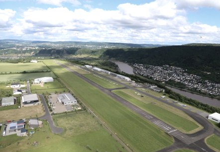 Flugplatz Koblenz-Winningen, © Flugplatz Koblenz-Winningen Flugplatz Koblenz-Winningen, © Flugplatz Koblenz-Winningen