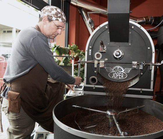 Dauner Kaffeerösterei Röstemaschine, © Marke Eifel Dauner Kaffeerösterei Röstemaschine, © Marke Eifel