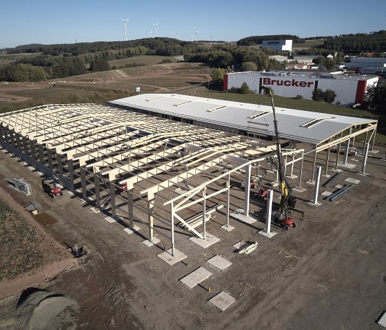 Hallenbau, © X-Wood Concept GmbH Hallenbau, © X-Wood Concept GmbH