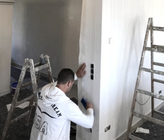 Tapezierarbeiten, © EICHE Malerbetrieb GmbH Tapezierarbeiten, © EICHE Malerbetrieb GmbH