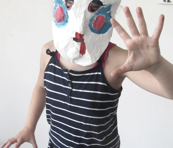 Maske, © Karin Meiner Maske, © Karin Meiner