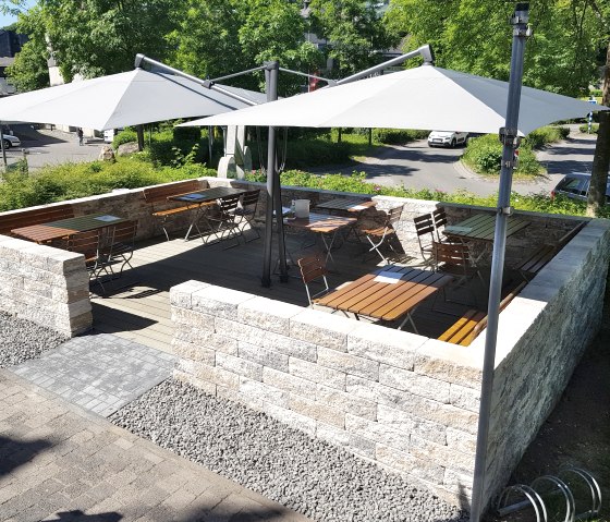 Die Terrasse, &copy; Hotel Schlossblick