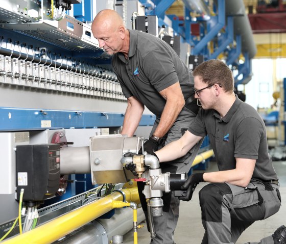 Hochqualifizierte Mitarbeiter sind bei der schwartz Gruppe besch&auml;ftigt, &copy; schwartz Gruppe