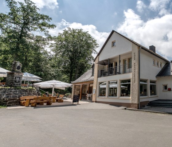 ferienwohnung_maar_chalet_vulkaneifeleifel-01