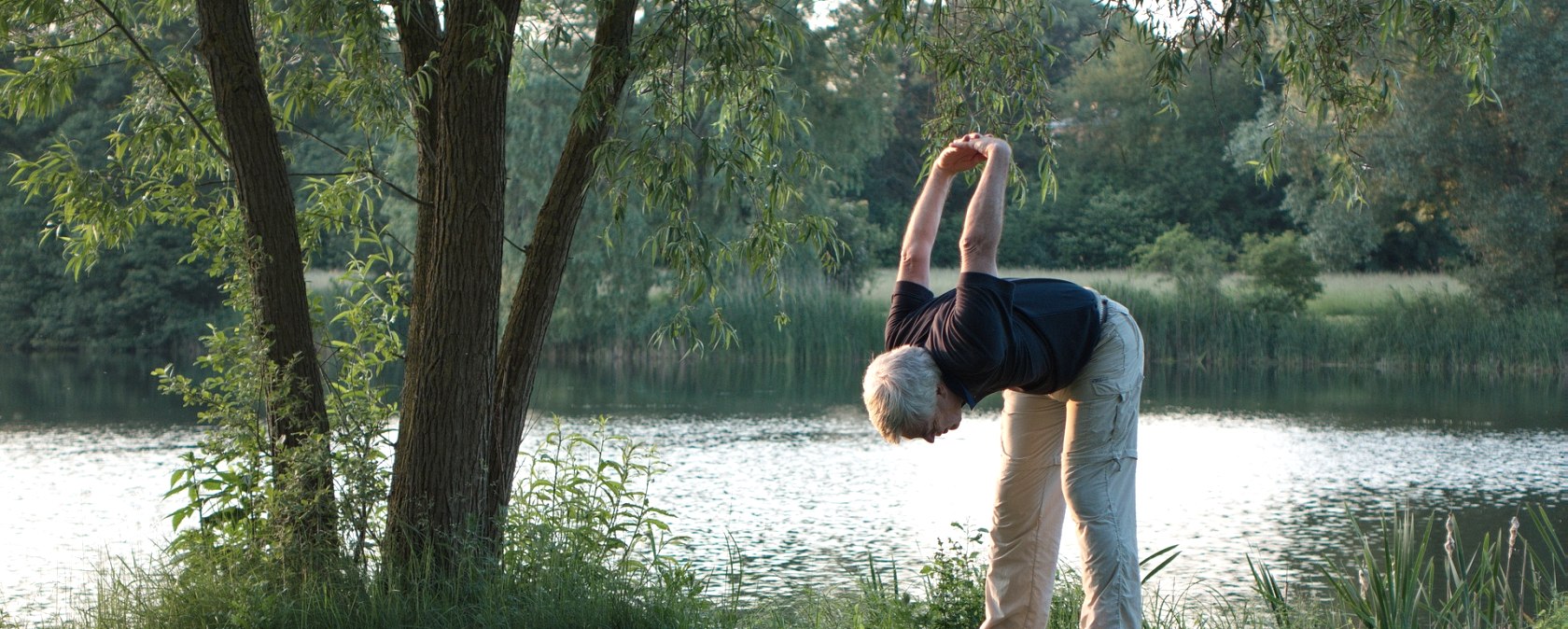 Yoga-Alter, &copy; Bild von Christian Northe auf Pixabay