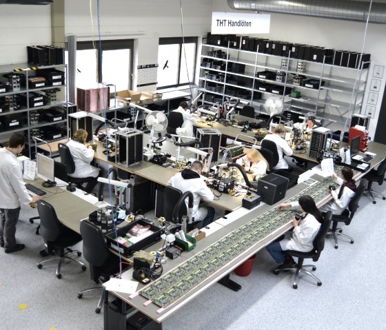 Fertigung, &copy; Kuttig Electronic GmbH